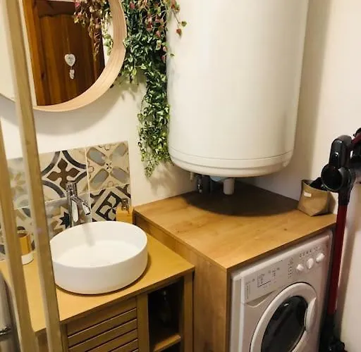 A - Vue Montagne - Calme & Paisible Apartment